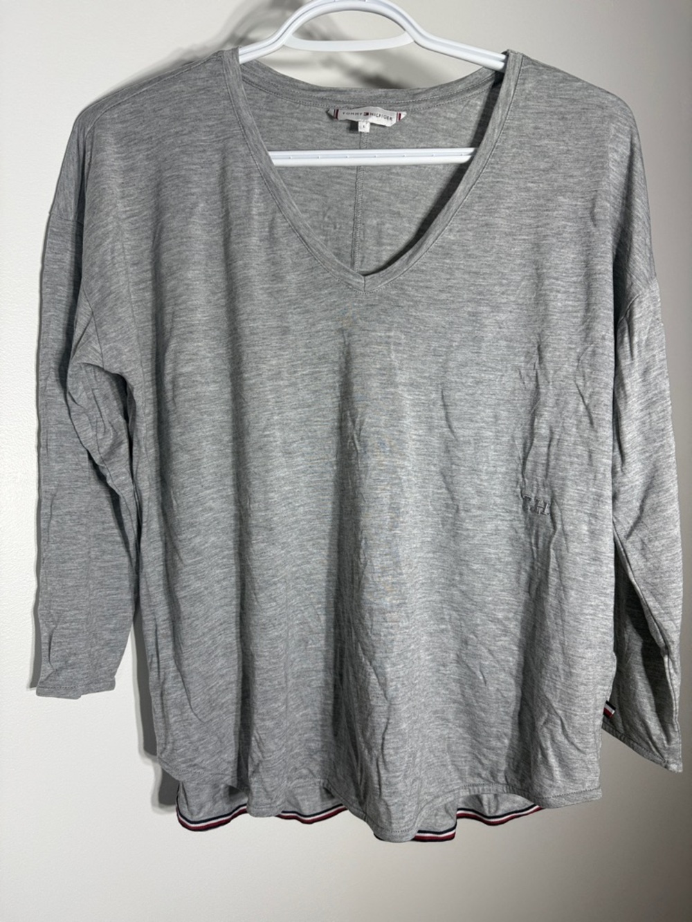 Tommy Hilfiger Light Gray V-Neck Long Sleeve Top